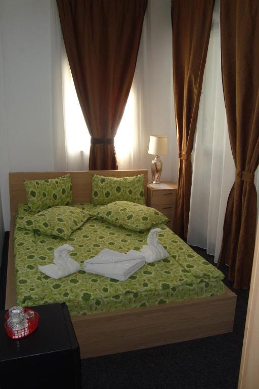 Hostel Litovoi Bukarest Exteriör bild