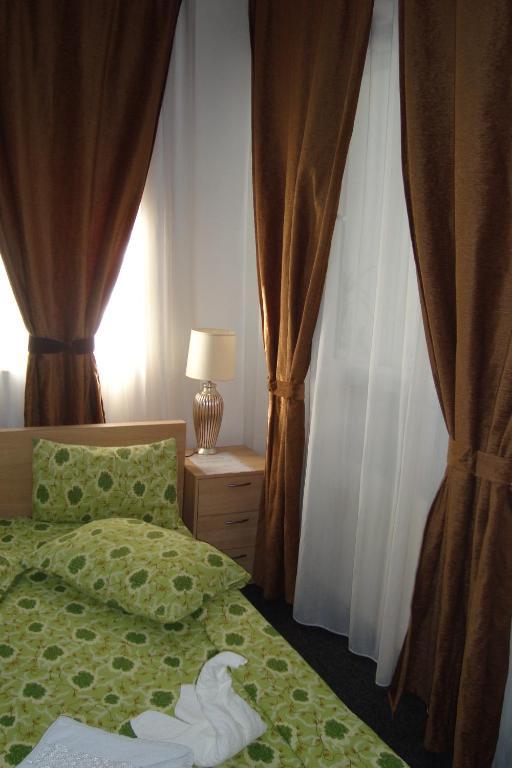 Hostel Litovoi Bukarest Exteriör bild